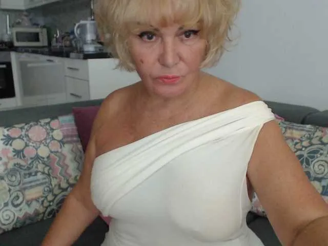 Offline YourAngelX on BongaCams