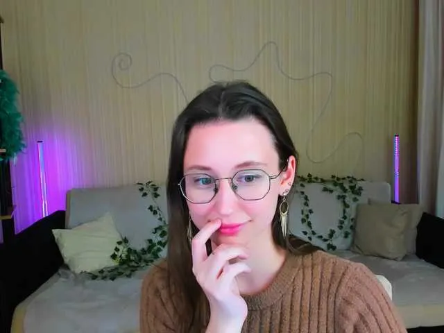 Freechat YourLovellyStory on BongaCams