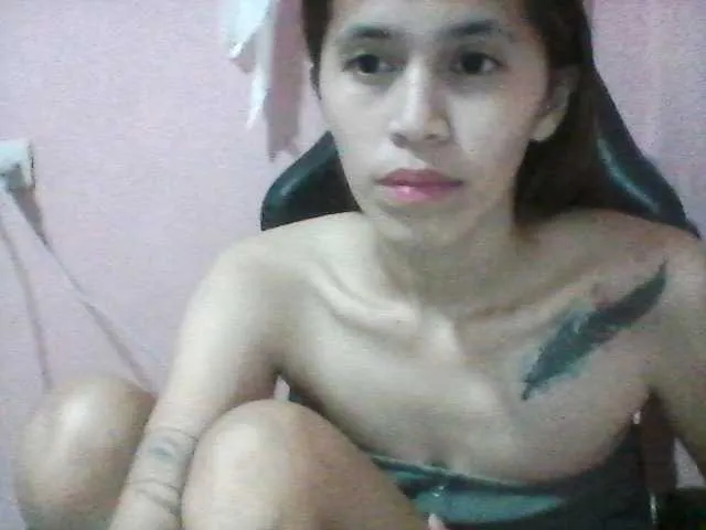 Offline YourMochii on BongaCams