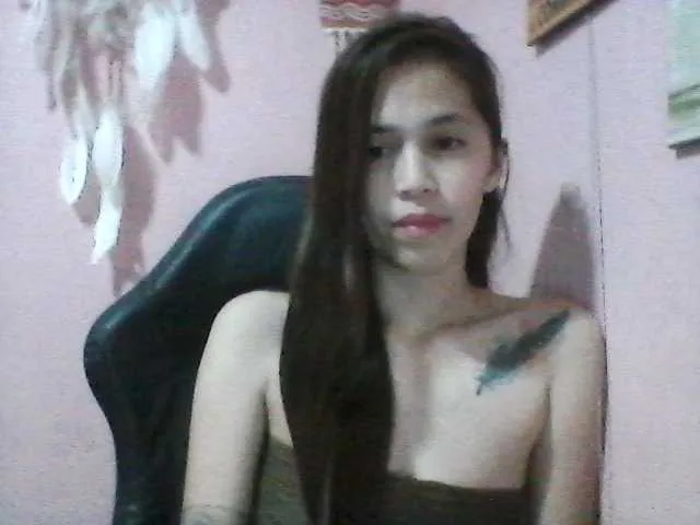 Offline YourMochii on BongaCams