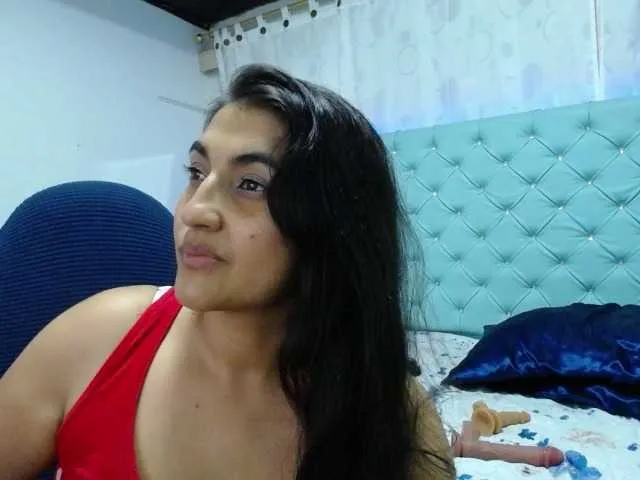 Offline yuliet-latin69 on BongaCams