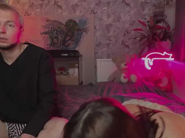 Offline Z0mb1e on BongaCams