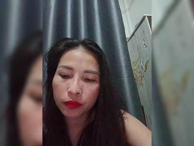 Zizimi from BongaCams