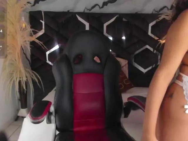 Offline zoe-johnson on BongaCams