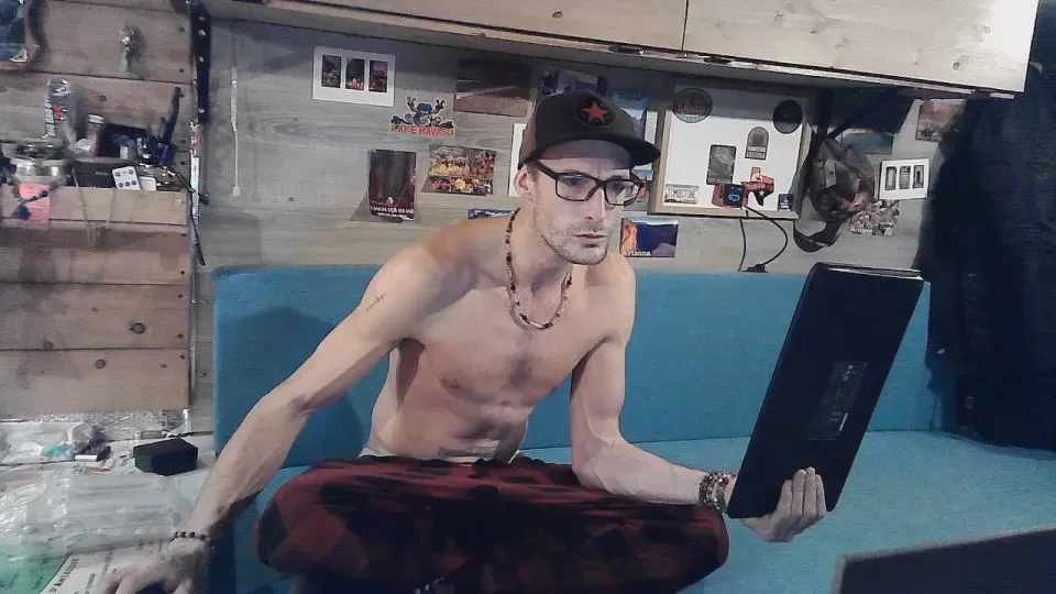 Offline 2sexyboy on Cam4