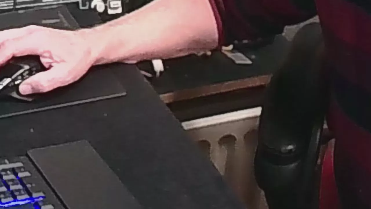 Offline 69stina on Cam4