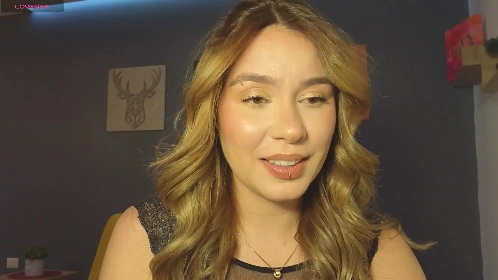 Offline _Larissa on Cam4