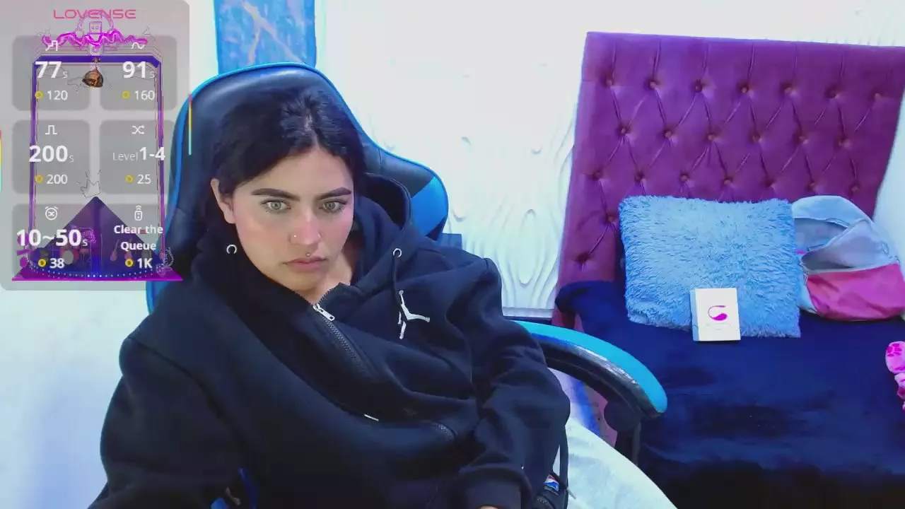 Offline _luna_torres on Cam4