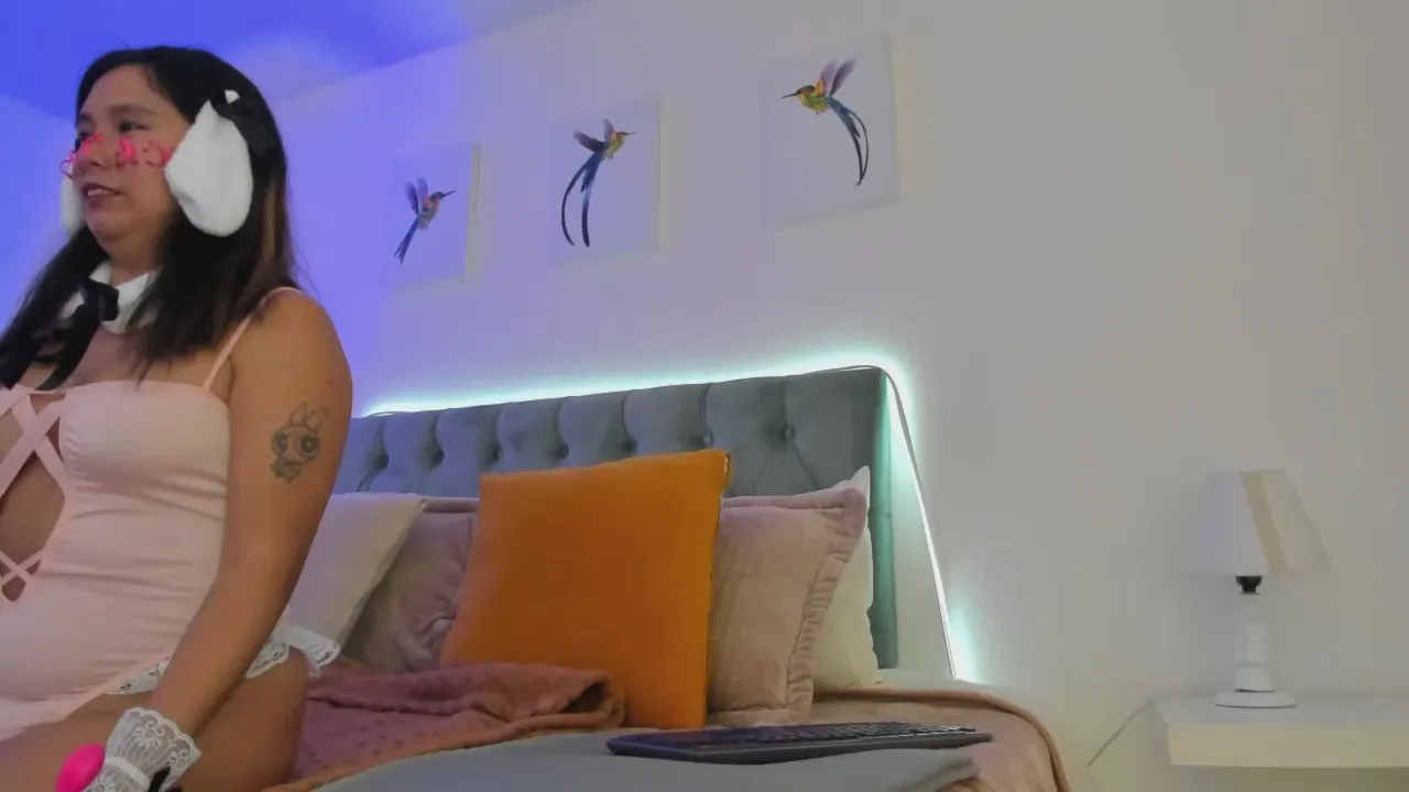 Freechat _natalie18 on Cam4