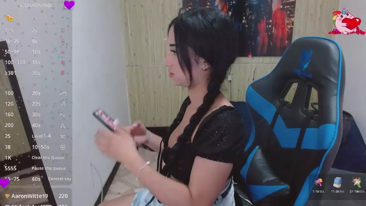 Freechat _nathaly_sweet on Cam4