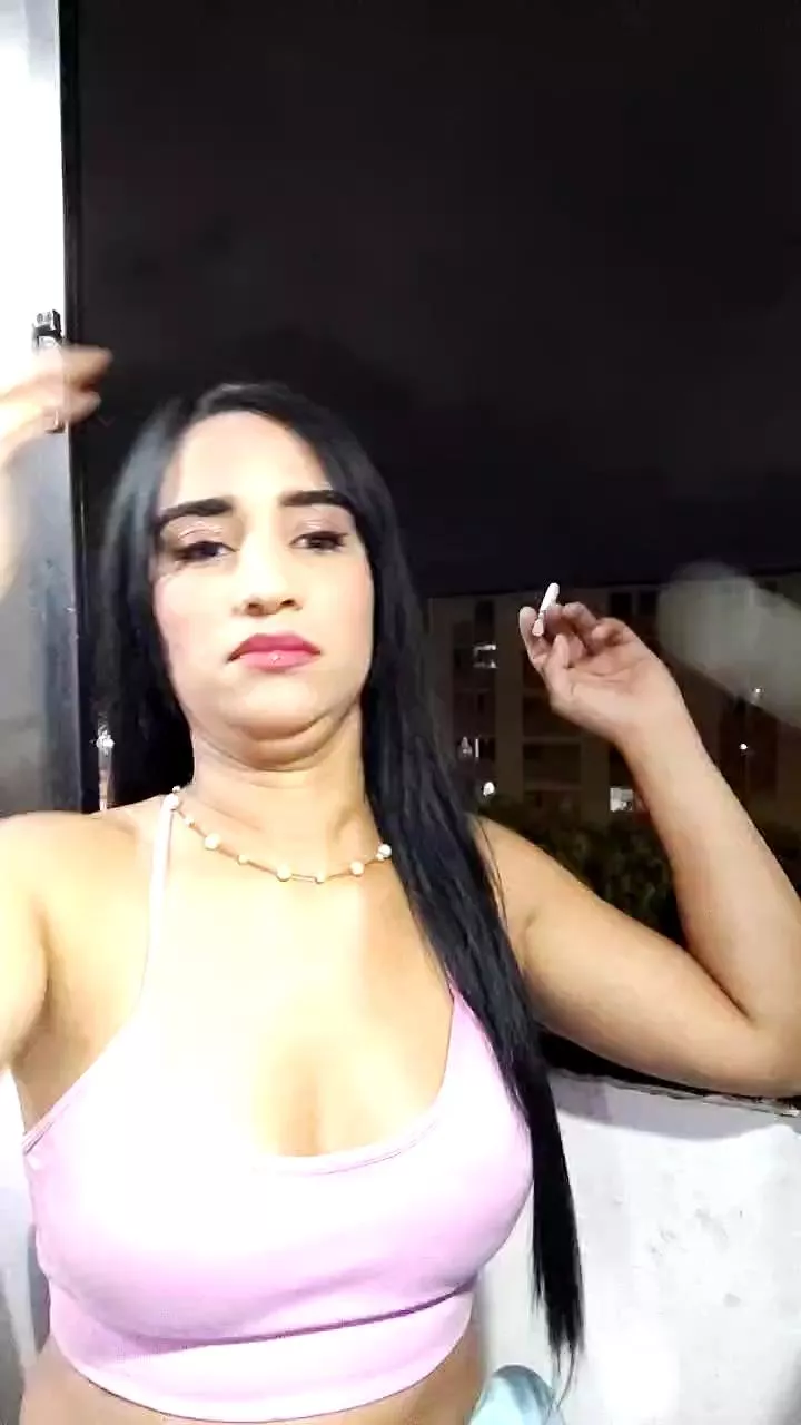 Freechat _nathaly_sweet on Cam4