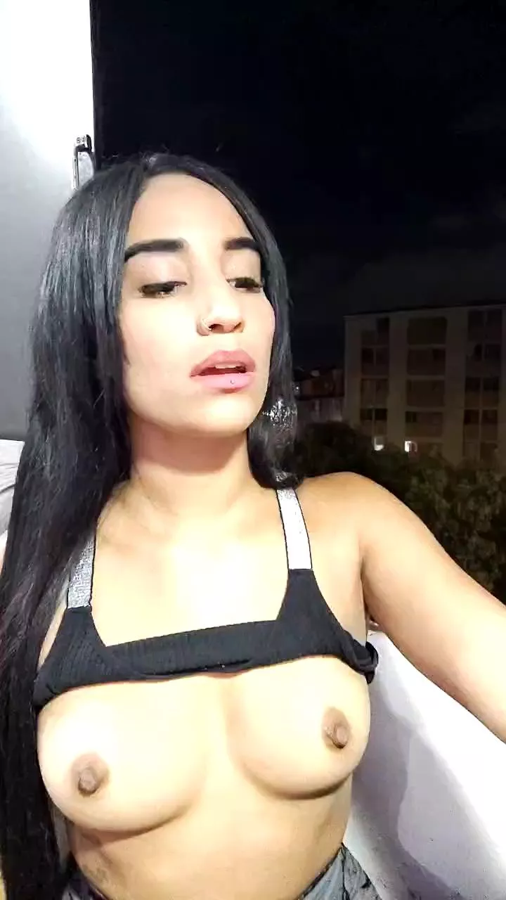 Freechat _nathaly_sweet on Cam4