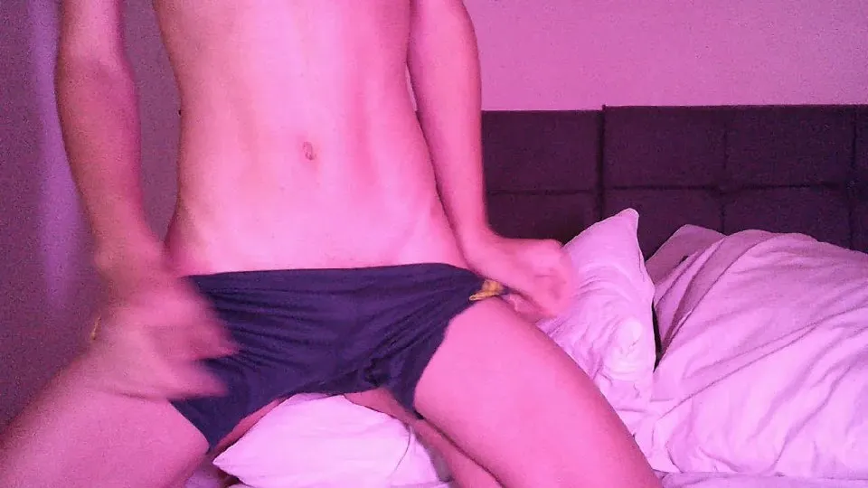 Offline _santyingrego on Cam4