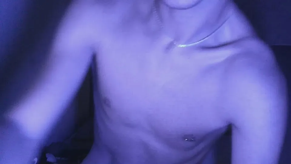 Offline _santyingrego on Cam4