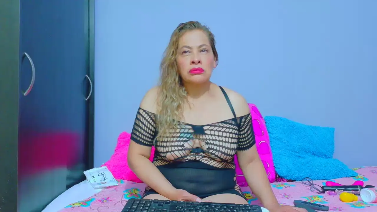 Offline _TifanyDirty_ on Cam4