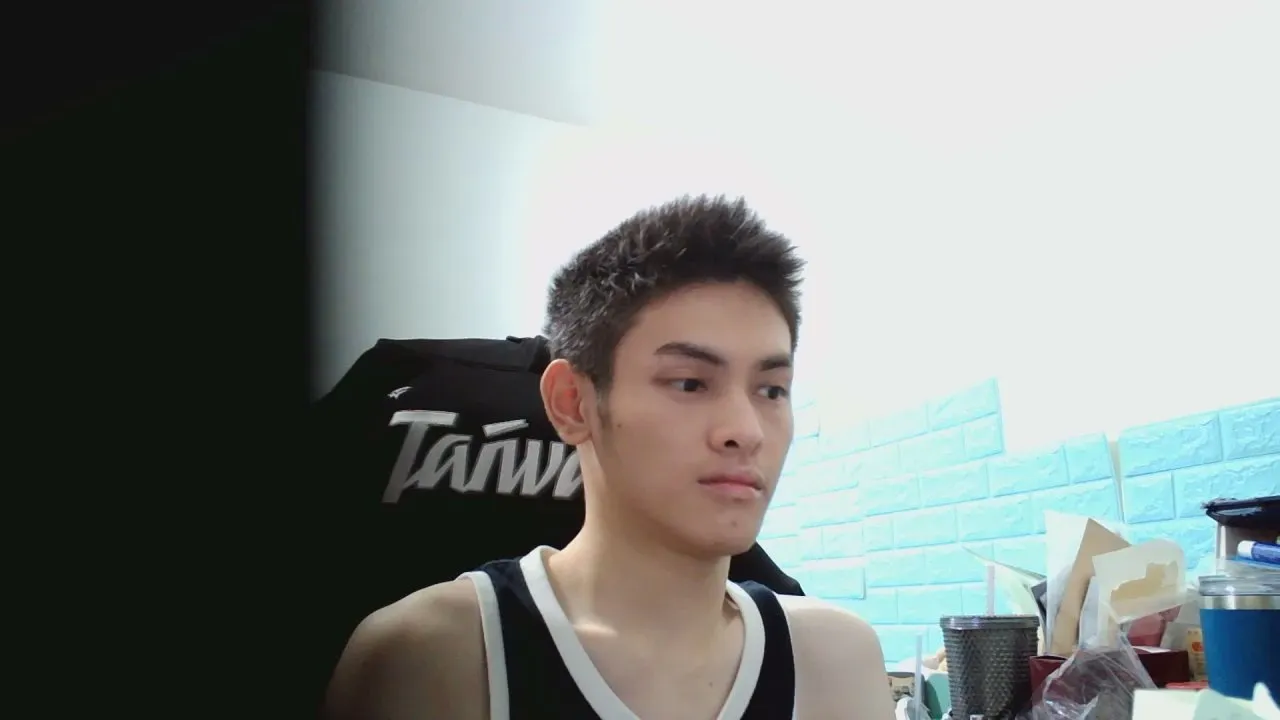 Offline a22322270 on Cam4