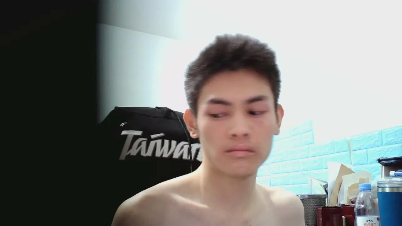 Offline a22322270 on Cam4