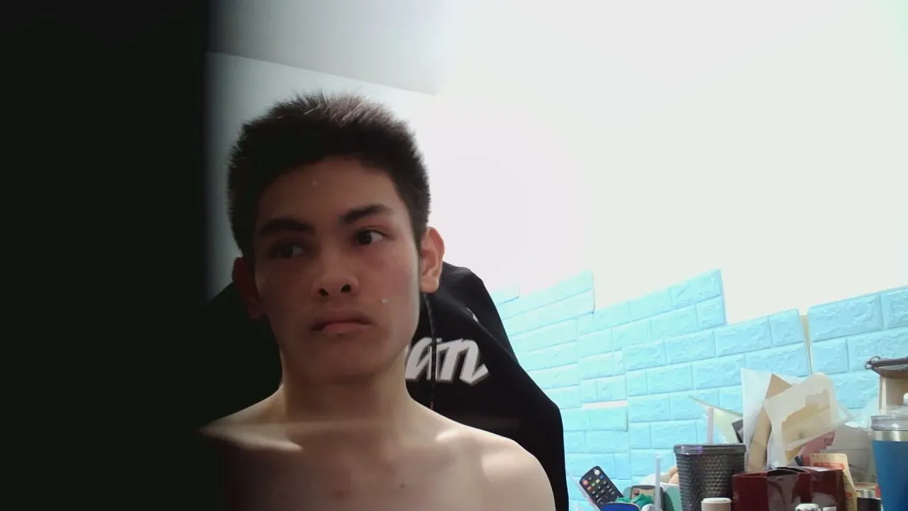 Offline a22322270 on Cam4