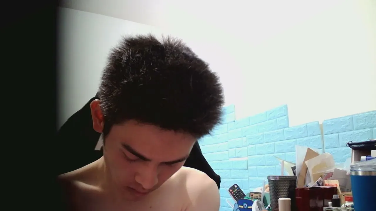 Offline a22322270 on Cam4