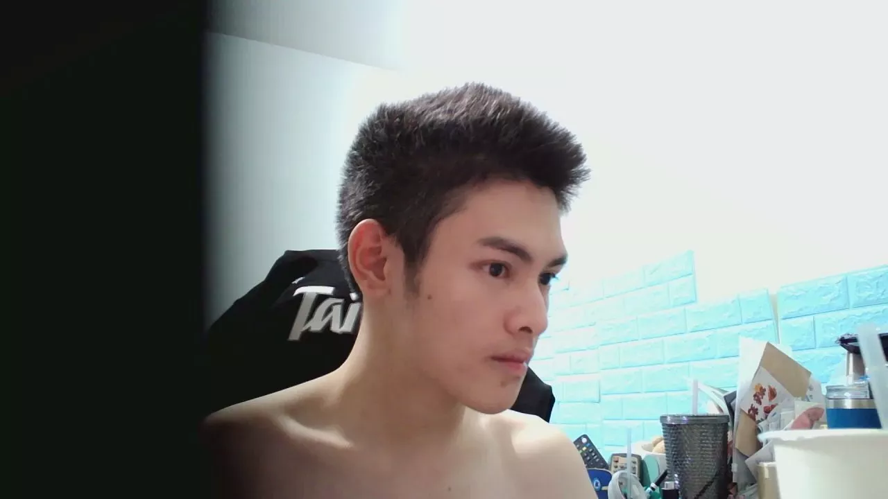 Offline a22322270 on Cam4