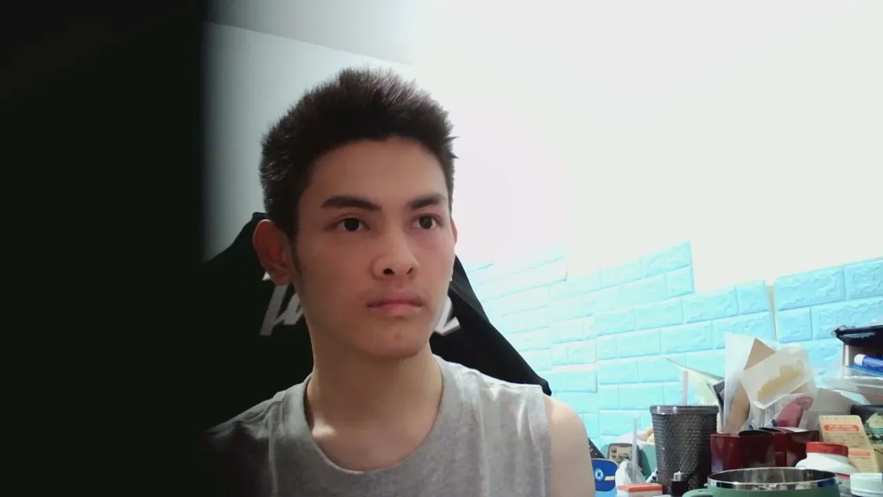 Offline a22322270 on Cam4