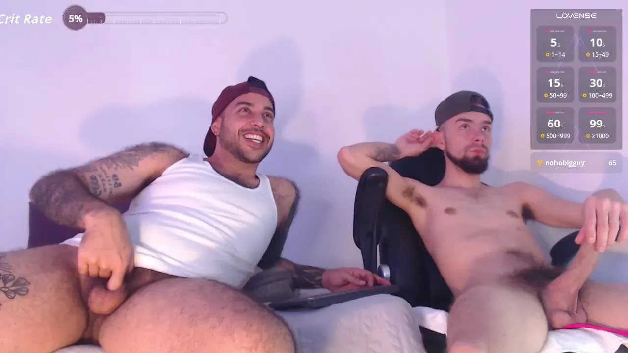 Offline aaron_m_hot on Cam4