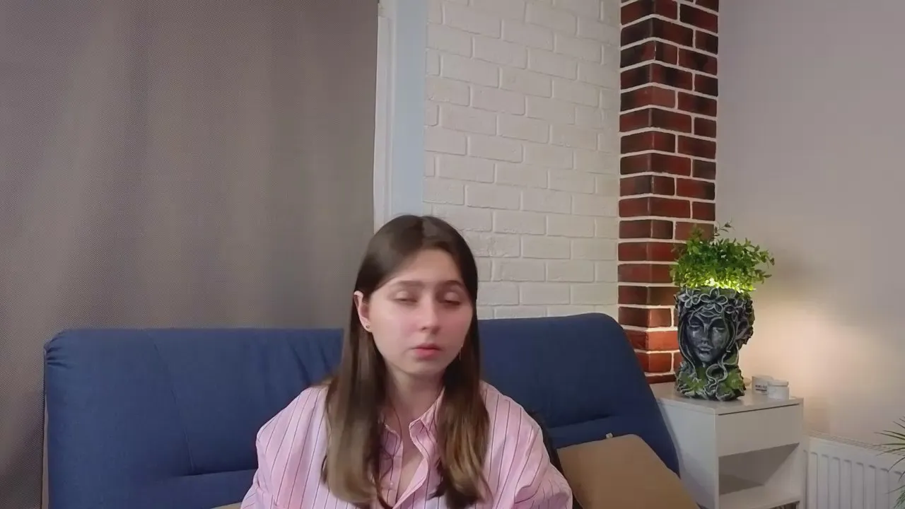 Freechat AbbeyPester on Cam4