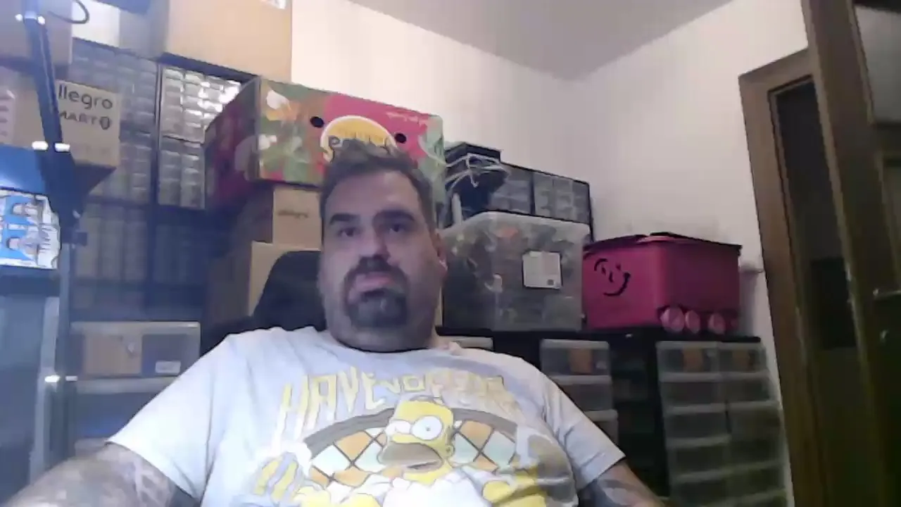 Offline ac_slide84 on Cam4