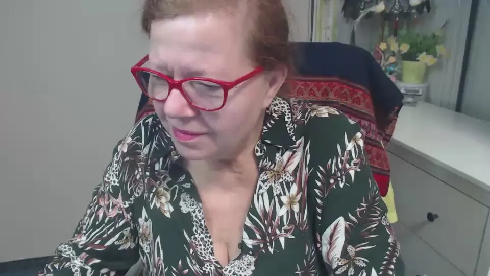 Freechat adele69sexy on Cam4