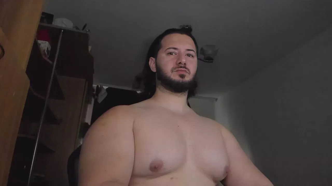 Offline adonislovely on Cam4