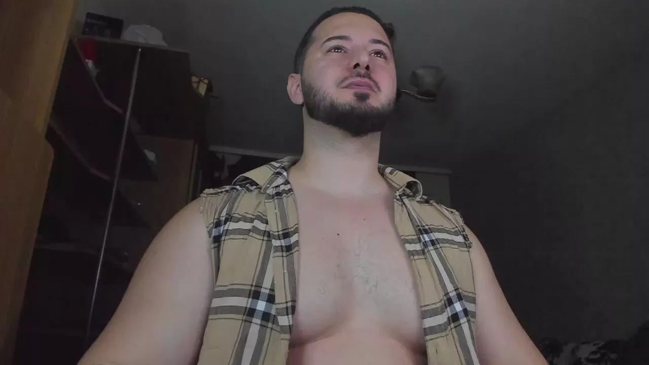 Offline adonislovely on Cam4