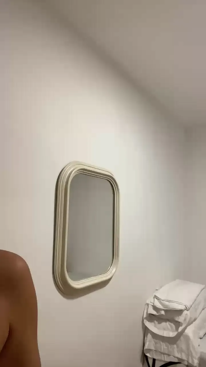 Offline Afrodita2025 on Cam4