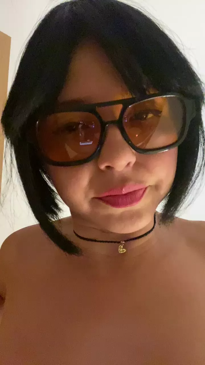 Offline Afrodita2025 on Cam4