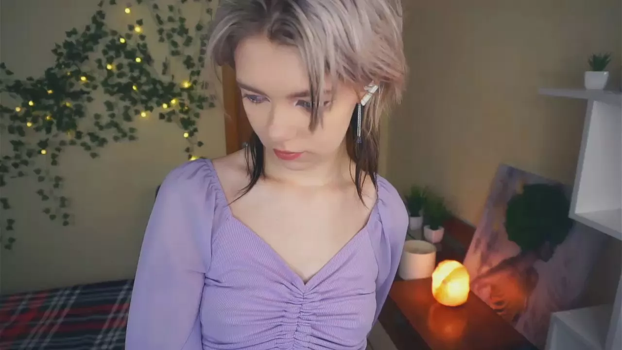 Offline AftonFountain on Cam4