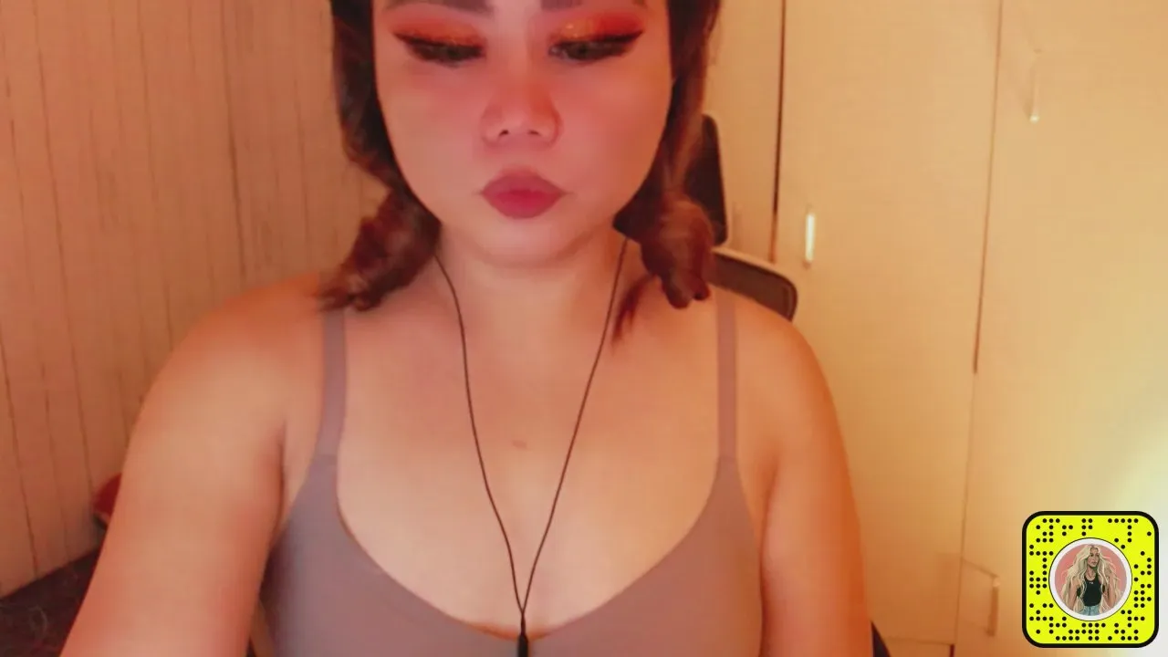 Freechat agatha_fox on Cam4