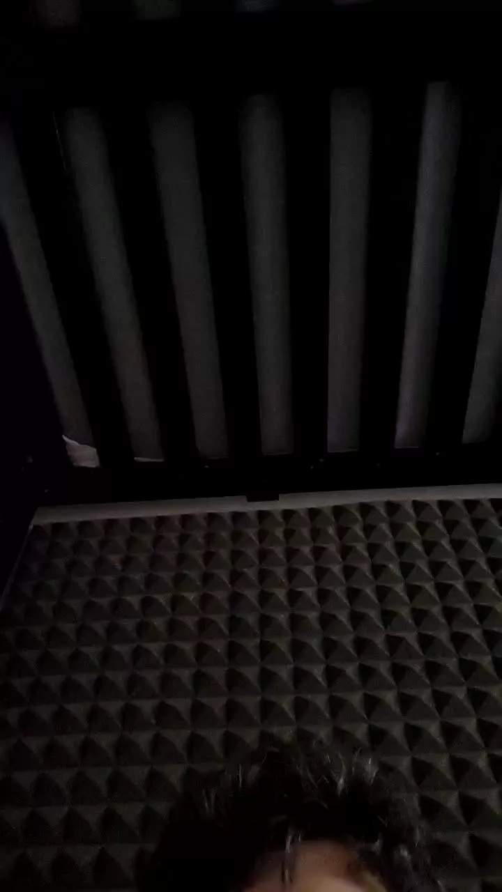 Offline Agi233 on Cam4