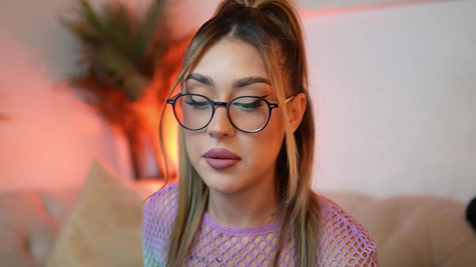 Offline AileenKiss on Cam4