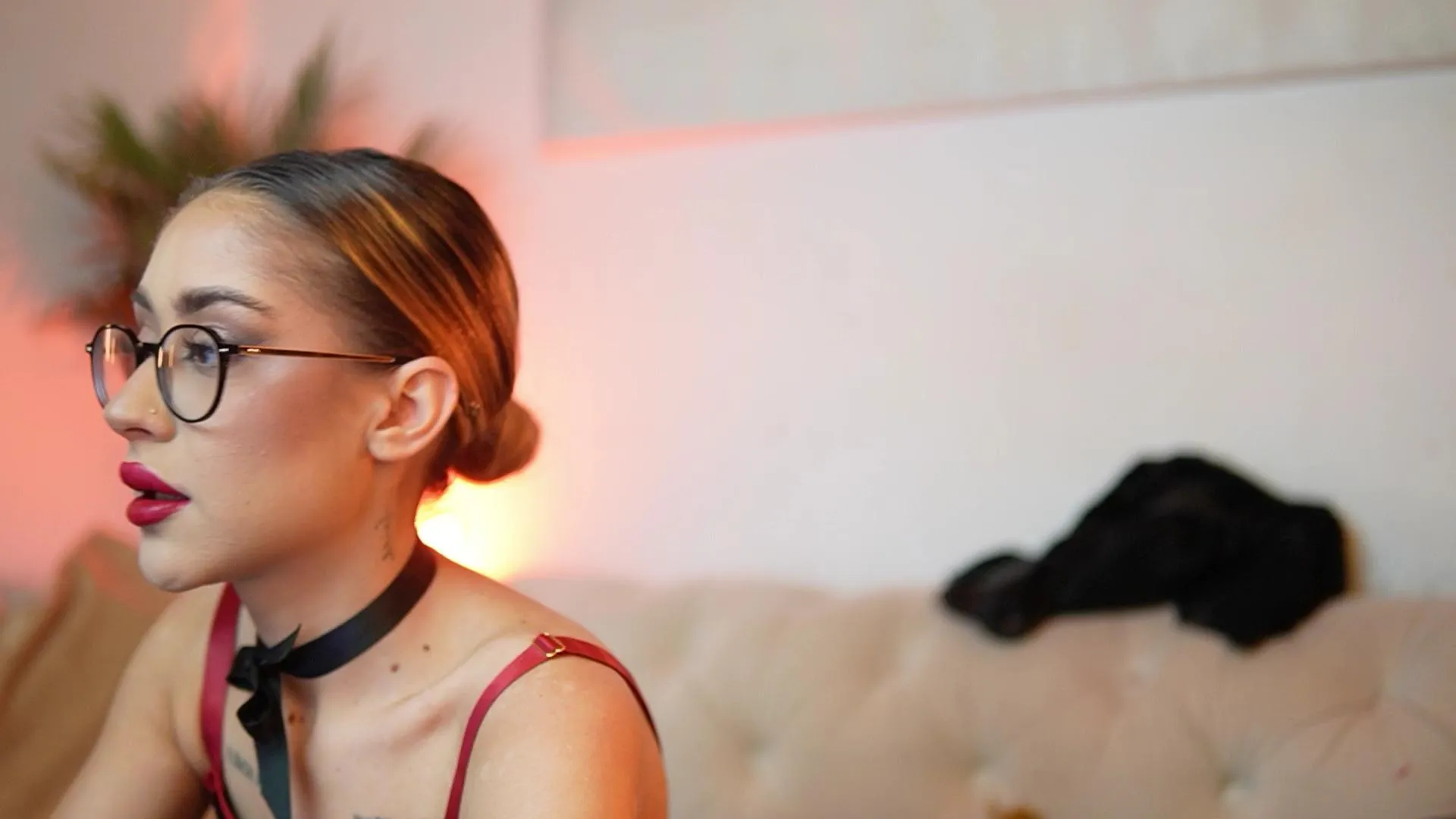 Offline AileenKiss on Cam4