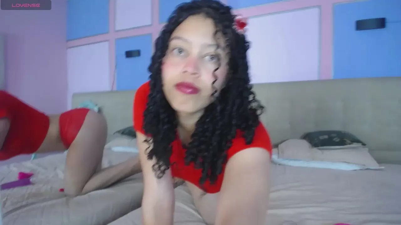 Offline Aisha_Noir on Cam4