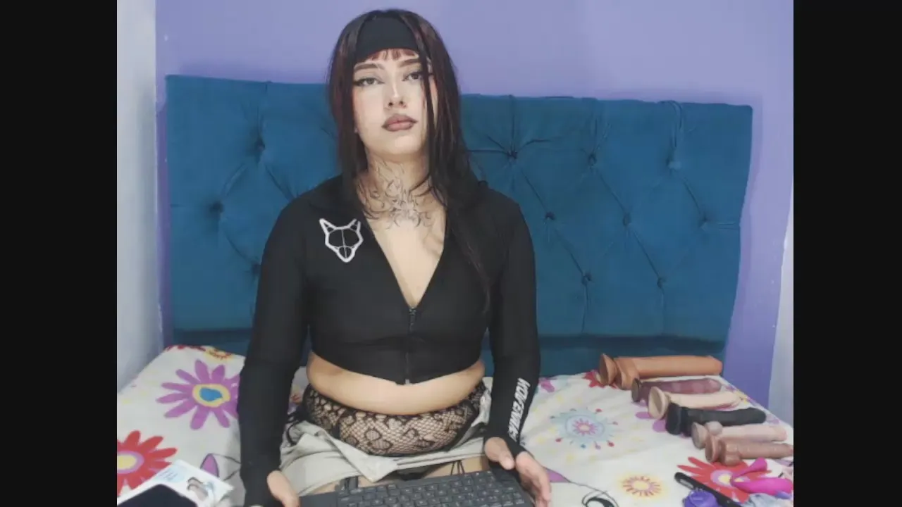 Offline akoradiamondcm1 on Cam4