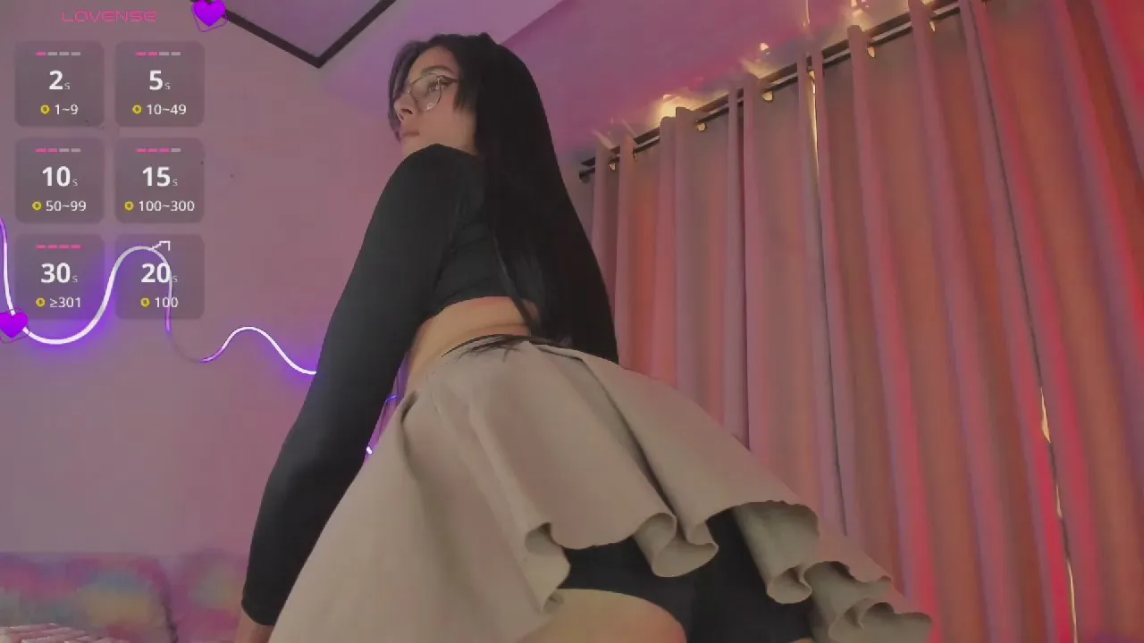 Offline alahia_sweet on Cam4