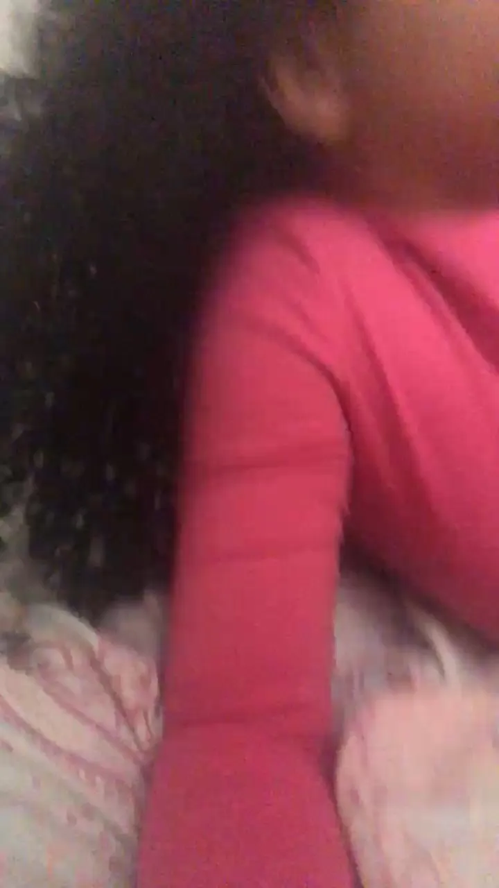 Offline albuquerqu on Cam4