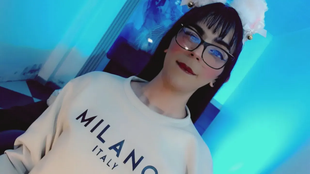 Offline alessa_mullen on Cam4