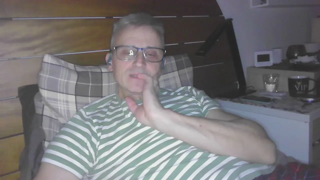 Offline alex07fun on Cam4