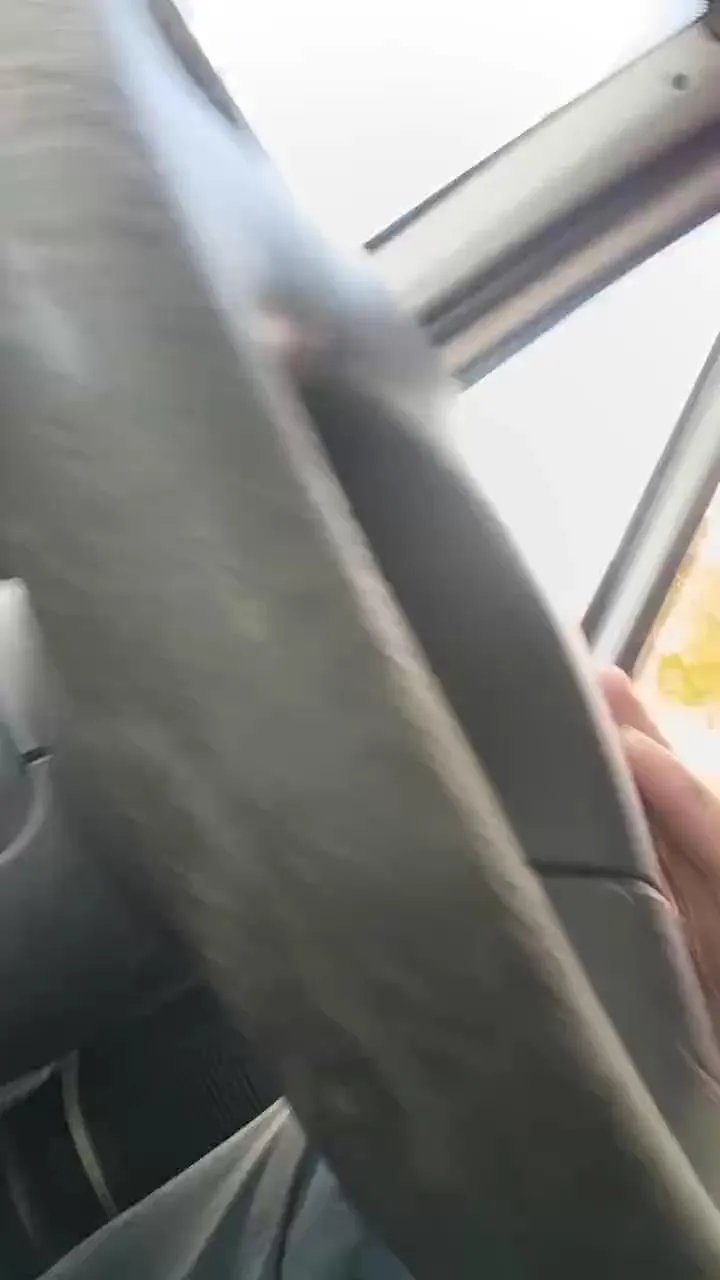 Offline alexandr1060 on Cam4