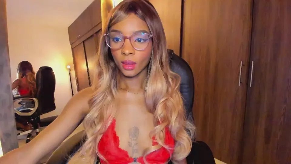 Offline Ali_houston on Cam4