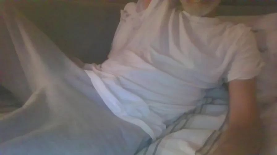 Offline ali_monaco on Cam4