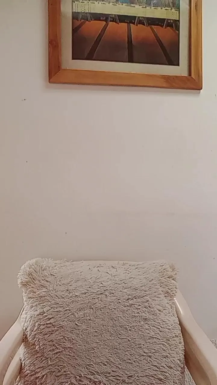 Offline ALICELEBEL_1995 on Cam4