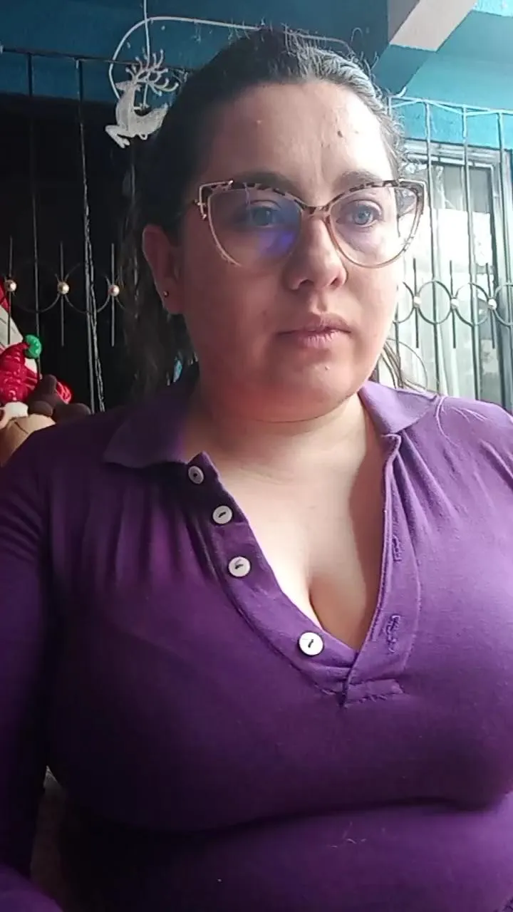 Offline ALICELEBEL_1995 on Cam4