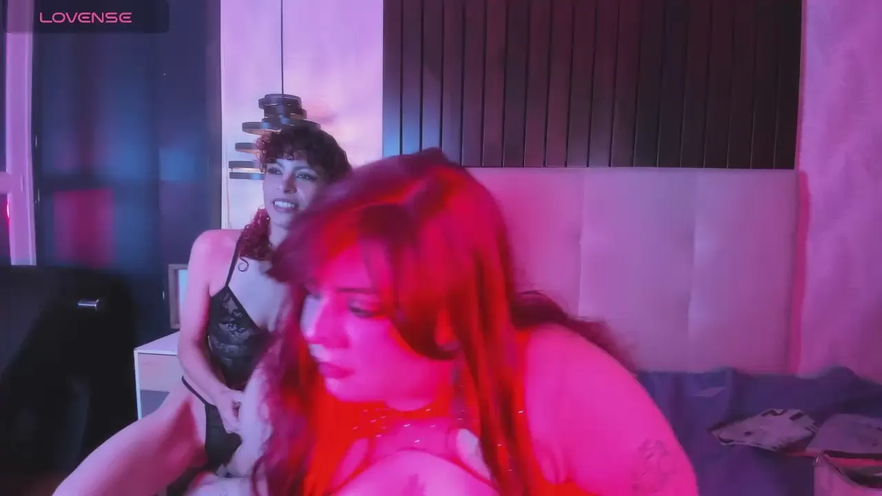 Offline AliceMadnes on Cam4